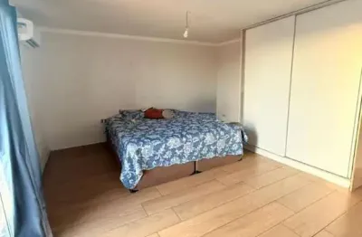 Casa para alugar em vila industrial de 81.00m² com 3 quartos e 1 garagem