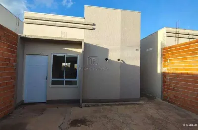 Casa para alugar em santa iria de 44.00m² com 2 quartos e 2 garagens
