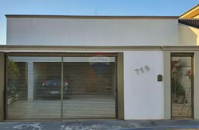 Casa com 3 quartos à venda no Alto, Botucatu 