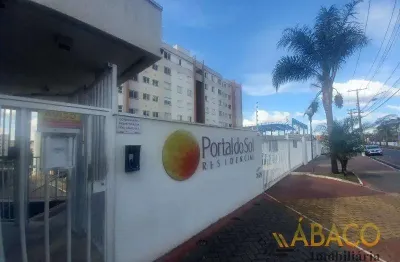 Apartamento para alugar em centro de 45.00m² com 2 quartos e 1 garagem