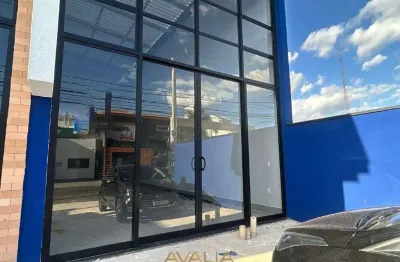 Sala comercial para alugar em centro de 177.00m² com 4 garagens