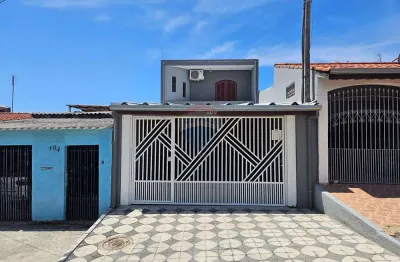 Casa para venda em jardim santo andré de 166.20m² com 2 quartos e 2 garagens