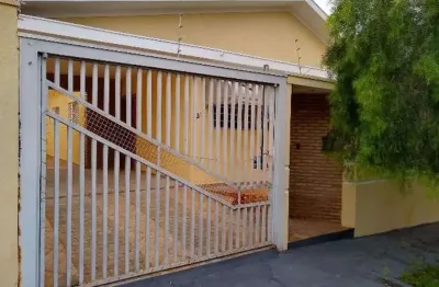 Casa para alugar em jardim fuscaldo de 65.00m² com 3 quartos, 1 suite e 2 garagens