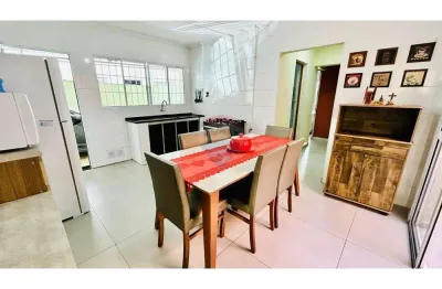 Casa para venda em jardim são lourenzo de 186.81m² com 3 quartos e 5 garagens