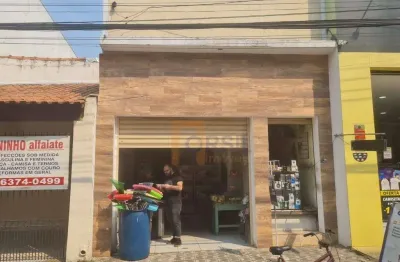 Sala comercial para venda em centro de 266.00m² com 1 garagem