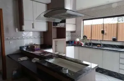 Sobrado para venda em vila buenos aires de 187.00m² com 2 quartos, 2 suites e 4 garagens