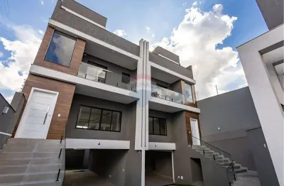 Sobrado para venda em tingui de 225.00m² com 3 quartos, 1 suite e 2 garagens