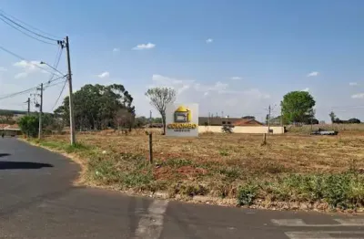 Terreno à venda no Centro, Cosmorama 