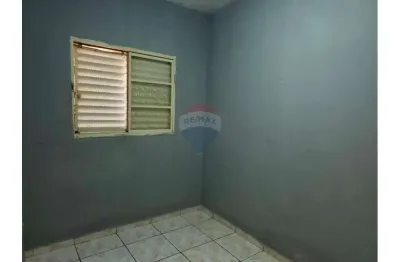 Casa para venda em jardim itacolomi de 123.00m² com 1 quarto e 2 garagens