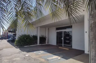 Prédio comercial para alugar em novo jardim stábile de 0.01m² com 3 garagens
