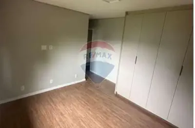 Casa de condomínio para alugar em jardim ipê de 172.00m² com 3 quartos, 3 suites e 2 garagens