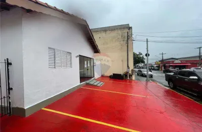 Sala comercial para alugar em alvinópolis de 135.00m² com 6 garagens