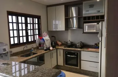 Sobrado para venda em vila carolina de 200.00m² com 3 quartos, 1 suite e 2 garagens