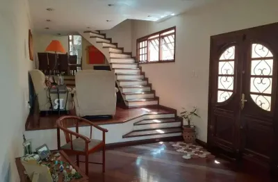 Sobrado para venda em chácara cruzeiro do sul de 225.00m² com 3 quartos, 3 suites e 3 garagens