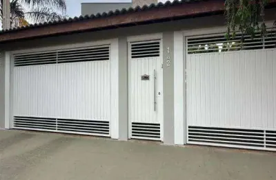 Casa para venda em núcleo residencial professor carlos aldrovandi de 204.00m² com 2 quartos, 1 suite e 2 garagens