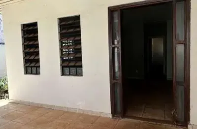 Casa com 4 quartos à venda na Rua Anhangüera, ****, Centro, Birigui