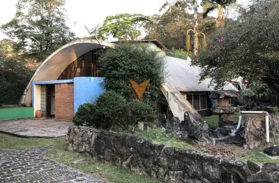 Casa para venda em jardim colibri de 253.29m² com 4 quartos, 2 suites e 4 garagens