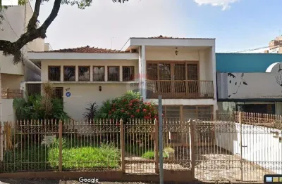 Casa para venda em centro de 287.00m² com 6 quartos, 2 suites e 3 garagens
