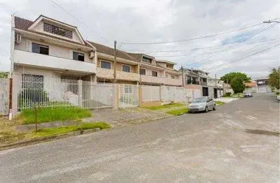 Sobrado para venda em atuba de 221.00m² com 3 quartos, 1 suite e 4 garagens