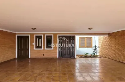 Casa para alugar em estádio de 173.00m² com 4 quartos, 1 suite e 5 garagens