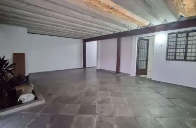 Casa para venda em conjunto residencial do bosque de 150.00m² com 2 quartos e 3 garagens