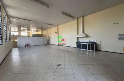 Sala comercial para alugar em centro de 300.00m² com 4 garagens