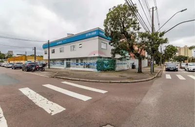 Prédio comercial para venda em novo mundo de 384.00m² com 8 garagens