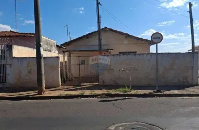 Terreno à venda na Rua Airton Gonçalves, 539, Residencial Santana, Lins
