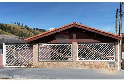 Casa para venda em piracaia de 262.00m² com 6 quartos, 4 suites e 5 garagens