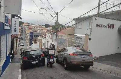 Imóvel comercial para alugar em centro de 42.00m² com 1 garagem