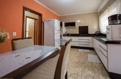 Casa para venda em jardim guanabara de 214.00m² com 3 quartos, 1 suite e 4 garagens