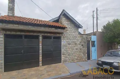 Casa para alugar em vila costa do sol de 480.00m² com 3 quartos, 3 suites e 2 garagens
