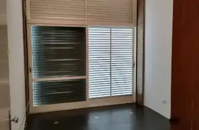 Casa de condomínio para alugar em condomínio portal de itu de 302.00m² com 3 quartos, 1 suite e 6 garagens