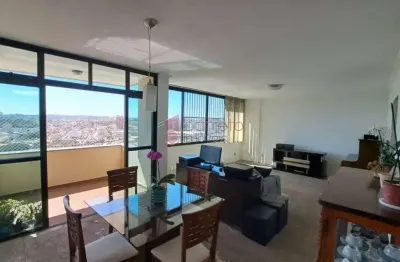 Apartamento para venda em centro de 151.00m² com 4 quartos, 1 suite e 2 garagens