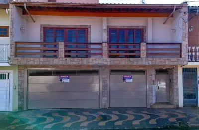 Casa para venda em centro de 284.00m² com 3 quartos, 1 suite e 3 garagens