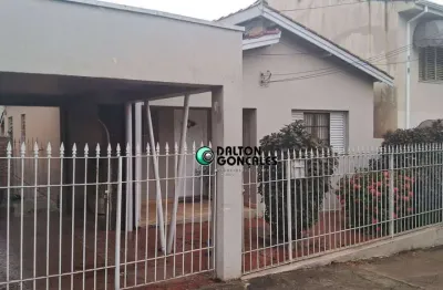 Casa para venda em centro de 159.00m² com 4 quartos e 1 garagem