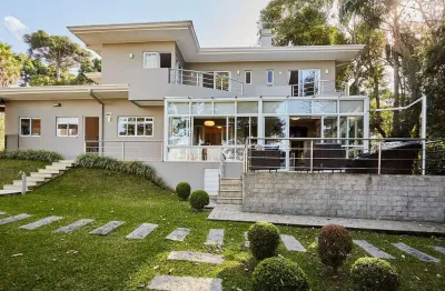 Casa para venda em campo comprido de 368.00m² com 3 quartos, 3 suites e 9 garagens