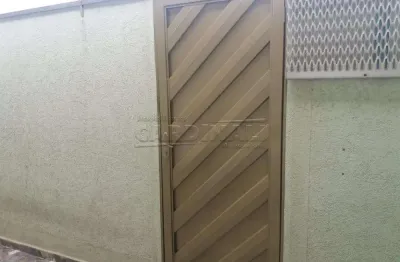 Casa para venda em centro de 231.00m² com 3 quartos, 1 suite e 2 garagens