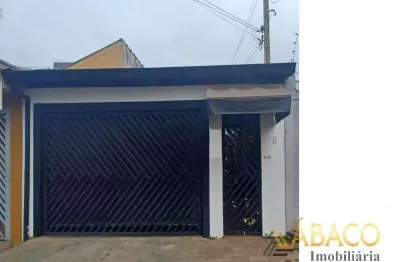 Casa para alugar em centro de 90.00m² com 2 quartos e 2 garagens