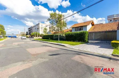 Casa para venda em novo mundo de 235.00m² com 3 quartos, 1 suite e 8 garagens