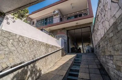 Casa para venda em freguesia (ilha do governador) de 423.00m² com 6 quartos, 2 suites e 4 garagens