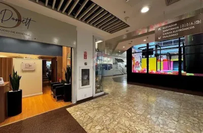 Casa comercial à venda na Avenida Maestro Paulo Silva, 400, Jardim Carioca, Rio de Janeiro