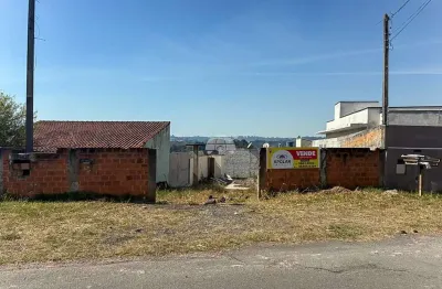Terreno à venda na Rua Heitor Villa-Lobos, 349, Guarani, Colombo
