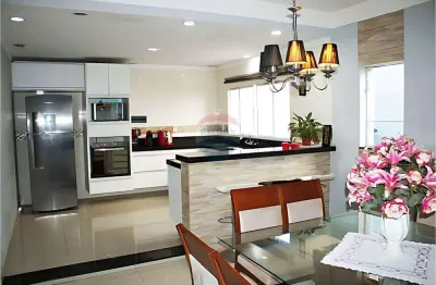 Sobrado para venda em jardim haise maria de 188.00m² com 3 quartos, 1 suite e 4 garagens