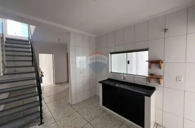 Sobrado para alugar em centro de 75.00m² com 2 quartos e 2 garagens