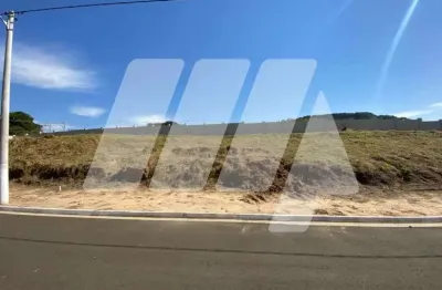 Terreno à venda no Centro, São Pedro 