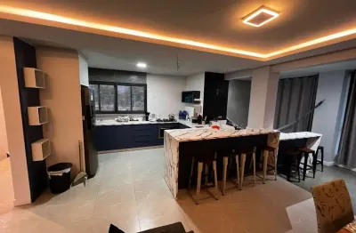 Sobrado para venda em cidade industrial de 280.00m² com 5 quartos, 3 suites e 5 garagens