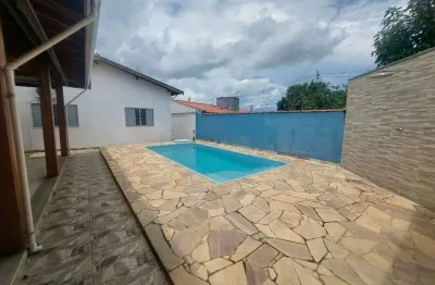 Casa para venda em santa mônica de 198.00m² com 3 quartos, 1 suite e 2 garagens
