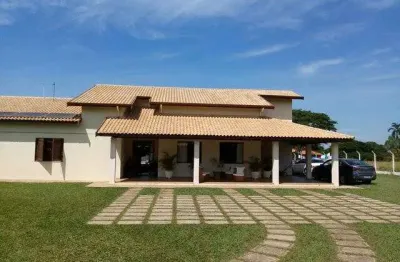 Chácara para venda em colinas de são pedro de 303.00m² com 4 quartos, 4 suites e 12 garagens