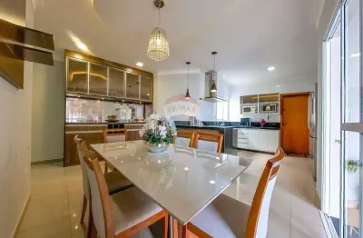 Casa para venda em jardim universitário de 360.00m² com 3 quartos, 1 suite e 4 garagens